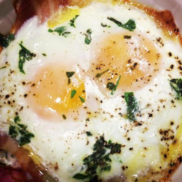 Herby Baked Egg With Bacon