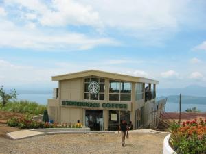 Starbucks Tagaytay