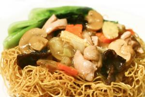 Mixed Seafood Brisket Noodles